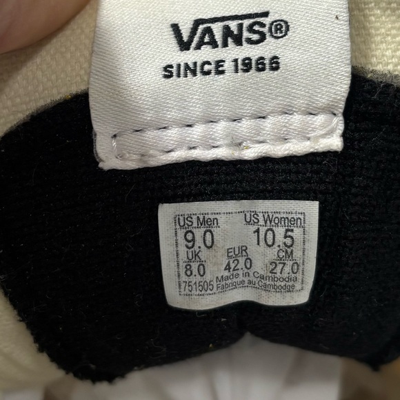 Vans Yellow Suede and Canvas High-Tops
Men’s Size 9 / Women’s Size 10.5 - Picture 7 of 8